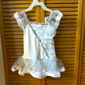 DANCE/BALLET COSTUME for toddler. 2 piece, attach tutu. Small. worn once!